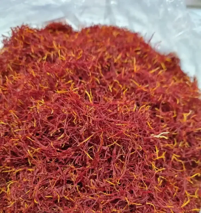 زعفران پوشال خالص عطری